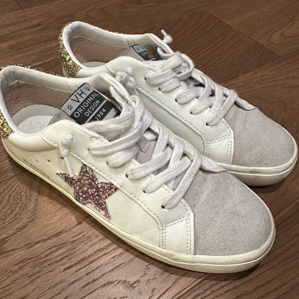 Vintage Havana White and Multi Color Star Sneakers